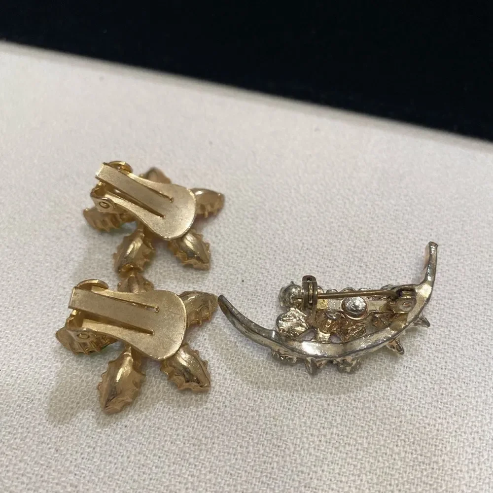 Vintage Multi Color Flower Rhinestone Earrings And Brooch - Picture 14 of 16